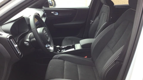 Volvo XC40 Recharge Eléctrico Plus Auto