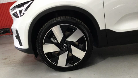Volvo XC40 Recharge Eléctrico Plus Auto