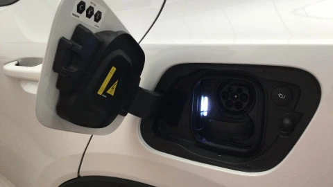 Volvo XC40 Recharge Eléctrico Plus Auto