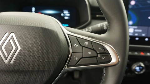 Renault Clio Techno full hybrid E-Tech 145 (103Kw)