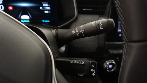 Renault Clio Techno full hybrid E-Tech 145 (103Kw)