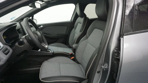 Renault Clio Techno full hybrid E-Tech 145 (103Kw)