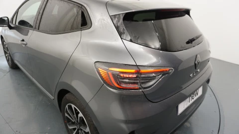 Renault Clio Techno full hybrid E-Tech 145 (103Kw)