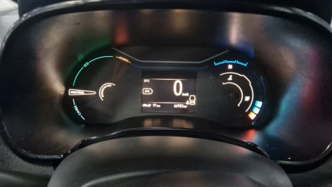 Dacia Spring Comfort Plus Electric 33kW (45CV)