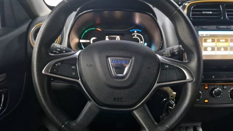 Dacia Spring Comfort Plus Electric 33kW (45CV)