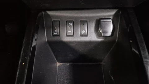 Dacia Spring Comfort Plus Electric 33kW (45CV)