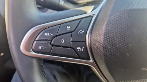 Renault Clio techno Eco-G 100cv (74kW)