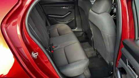 Mazda3 2.5L E-SKY G MHEV 103kW Prime-line