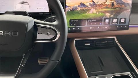 EBRO S900 PHEV 1.5 TGDI 3DHT 4X4 Luxury
