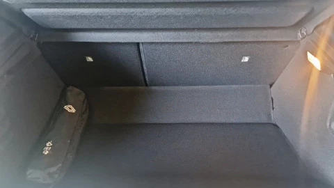 Renault Clio Techno full hybrid E-Tech 145 (103Kw)