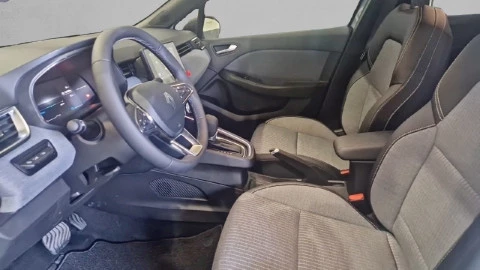 Renault Clio Techno full hybrid E-Tech 145 (103Kw)