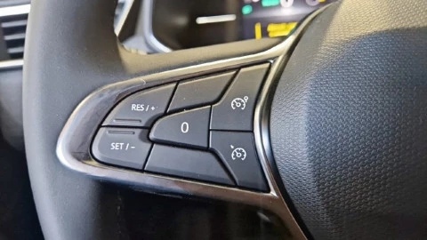 Renault Clio Techno full hybrid E-Tech 145 (103Kw)