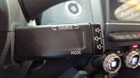 Renault Clio Techno full hybrid E-Tech 145 (103Kw)