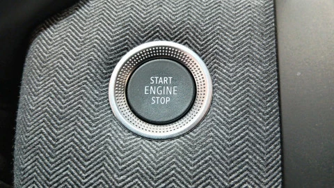 Renault Clio Techno full hybrid E-Tech 145 (103Kw)