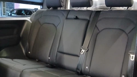 Land Rover Defender 3.0D I6 250 S 90 Auto 4WD MHEV