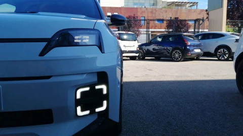 Renault 5 E-Tech R5 Iconic cinq autonomia confort 110 kW