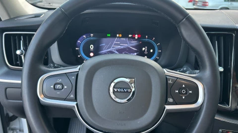 Volvo XC60 2.0 B4 D Core Auto