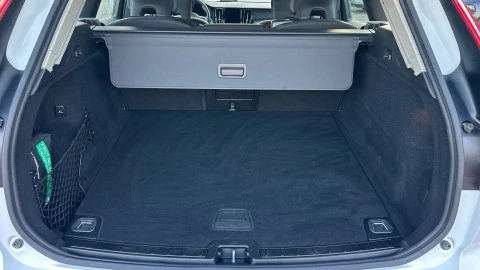 Volvo XC60 2.0 B4 D Core Auto