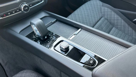 Volvo XC60 2.0 B4 D Core Auto