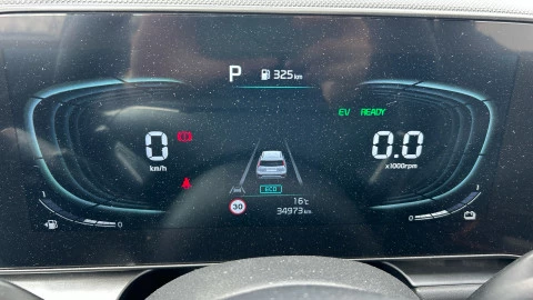 Kia Niro 1.6 GDi HEV 95kW (129CV) Drive