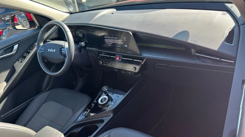 Kia Niro 1.6 GDi HEV 95kW (129CV) Drive