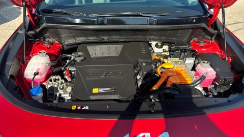 Kia Niro 1.6 GDi HEV 95kW (129CV) Drive