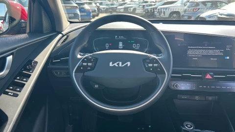 Kia Niro 1.6 GDi HEV 95kW (129CV) Drive