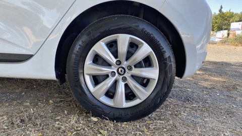 Renault Clio Business SCe 49 kW (67CV)