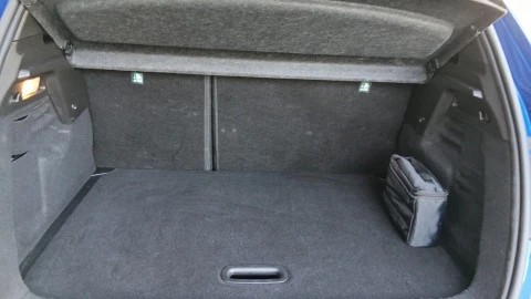 Renault Captur techno Eco-G 100cv (74 kW)