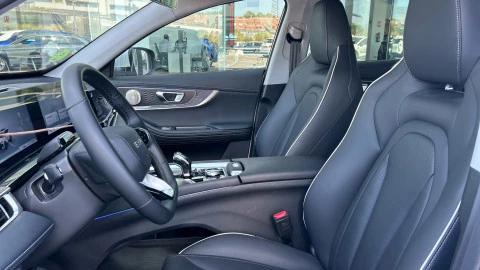 EBRO S700 1.6 TGDI Luxury 7 DCT