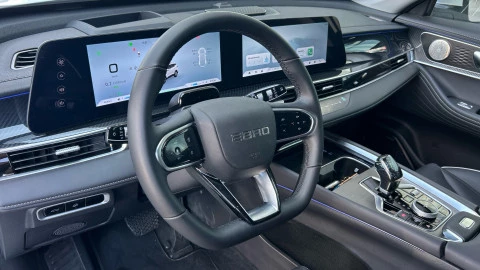 EBRO S700 1.6 TGDI Luxury 7 DCT