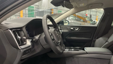 Volvo V60 T6 PHEV Recharge Plus Bright eAWD AT 257 kW (350 CV)