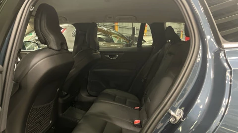 Volvo V60 T6 PHEV Recharge Plus Bright eAWD AT 257 kW (350 CV)