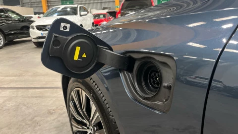 Volvo V60 T6 PHEV Recharge Plus Bright eAWD AT 257 kW (350 CV)