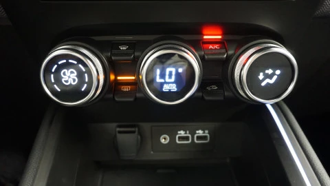 Renault Clio Techno TCe 90 (67kw)