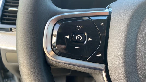 Volvo XC90 2.0 T8 AWD Plus Dark Recharge Auto