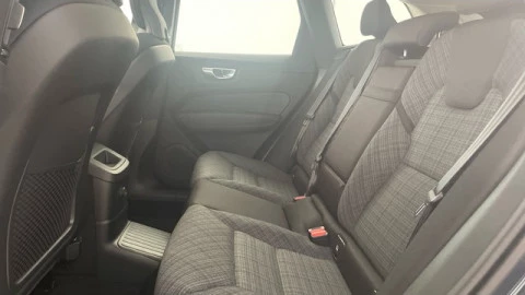 Volvo XC60 T6 Recharge Core AWD Auto 257 kW (350 CV)