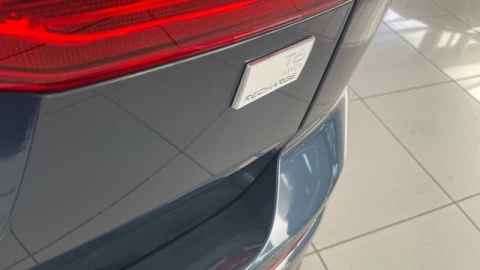 Volvo XC60 T6 Recharge Core AWD Auto 257 kW (350 CV)