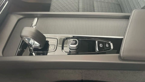 Volvo XC60 T6 Recharge Core AWD Auto 257 kW (350 CV)