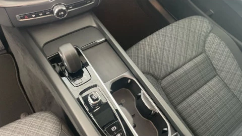 Volvo XC60 T6 Recharge Core AWD Auto 257 kW (350 CV)