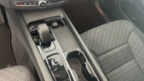 Volvo XC60 T6 Recharge Core AWD Auto 257 kW (350 CV)