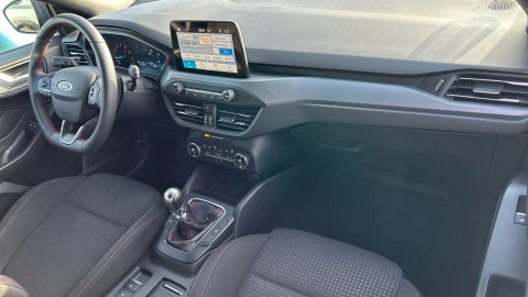 Ford Focus 1.0 Ecoboost MHEV 92kW ST-Line