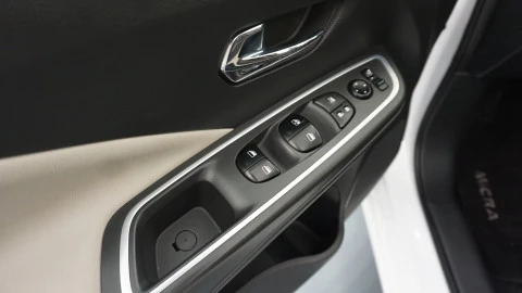 Nissan Micra IG-T 68 kW (92 CV) E6D-F N-Design Black