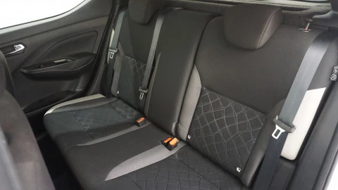 Nissan Micra IG-T 68 kW (92 CV) E6D-F N-Design Black