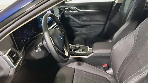 BMW i4 eDrive40