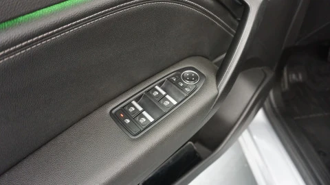 Renault Captur techno TCe 103 kW (140CV) GPF