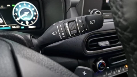 Hyundai Kona 1.6 GDI HEV Maxx DCT