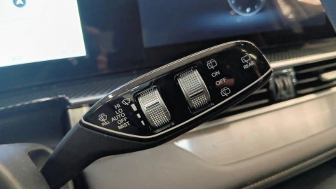 EBRO S700 1.5 TGDI PHEV Luxury E-CVT