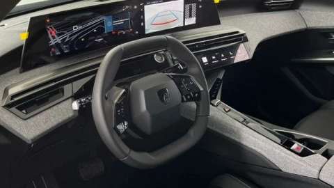 Peugeot 3008 Hybrid 1.2 107KW Allure eDCS6