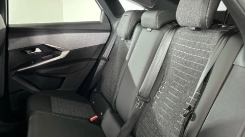 Peugeot 3008 Hybrid 1.2 107KW Allure eDCS6